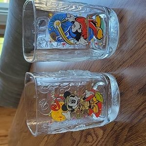 2 Walt Disney 2000. Mcdonalds glass